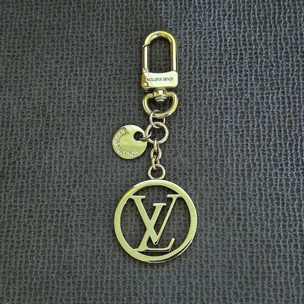 Louis Vuitton Circle Bag Charm WITHOUT Keyholder - Used
